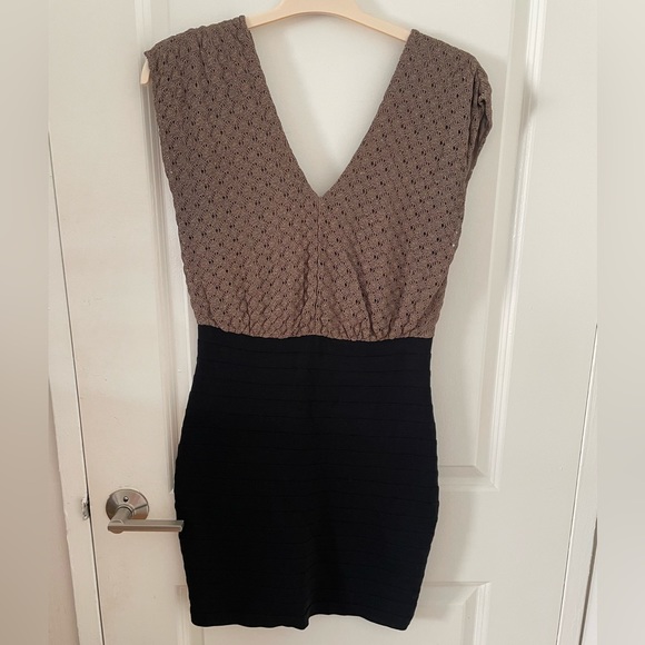 Express Body-con dress - Picture 1 of 3